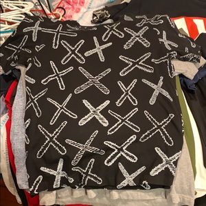 Kaws uniqlo shirt